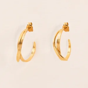 Wouters&Hendrix – oorbellen hoops met veerstructuur