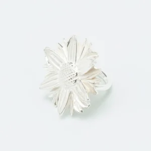 Wouters&Hendrix – statement ring met madeliefje