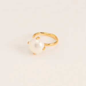 Wouters&Hendrix – organische ring met grote parel