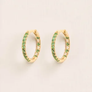 Wouters&Hendrix – 18K gouden hoops met smaragd en diamanten