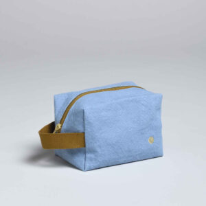 La cerise - toilettas cube iona bluetiful klein