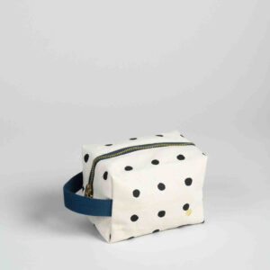 La cerise – toilettas cube mio klein