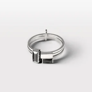 Lore Van Keer – capsule triple ring met onyx zilver