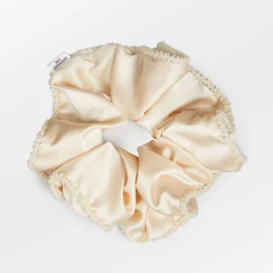 BS - luster bead scrunchie birch wit