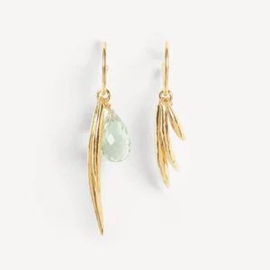 Wouters&Hendrix - asymmetrische hoops met blad en groene amethist